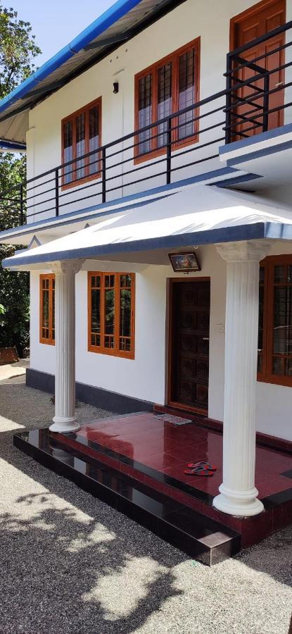 Soly's Munnar