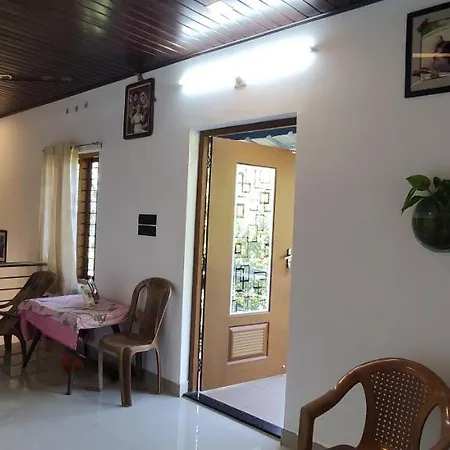 Soly'S Villa Homestay Munnar Exterior photo