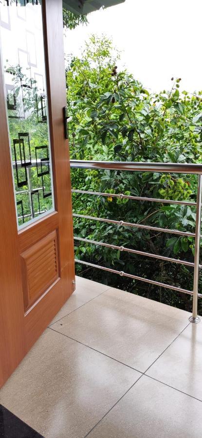 Soly's * Munnar